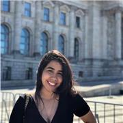 Disponible para dar clases de cualquier materia hasta primero de bachillerato e inglés muy avanzado
